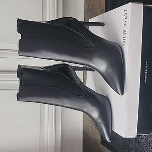 Ankle boots